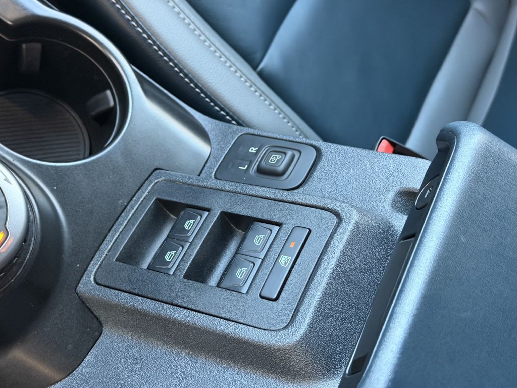 2021 Ford Bronco Image 40