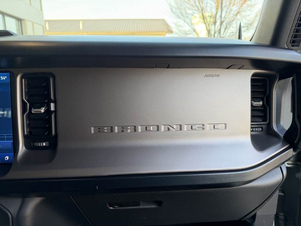 2021 Ford Bronco Image 56