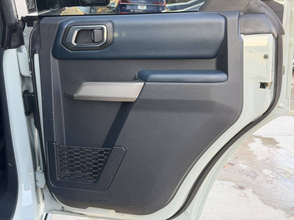 2021 Ford Bronco Image 61