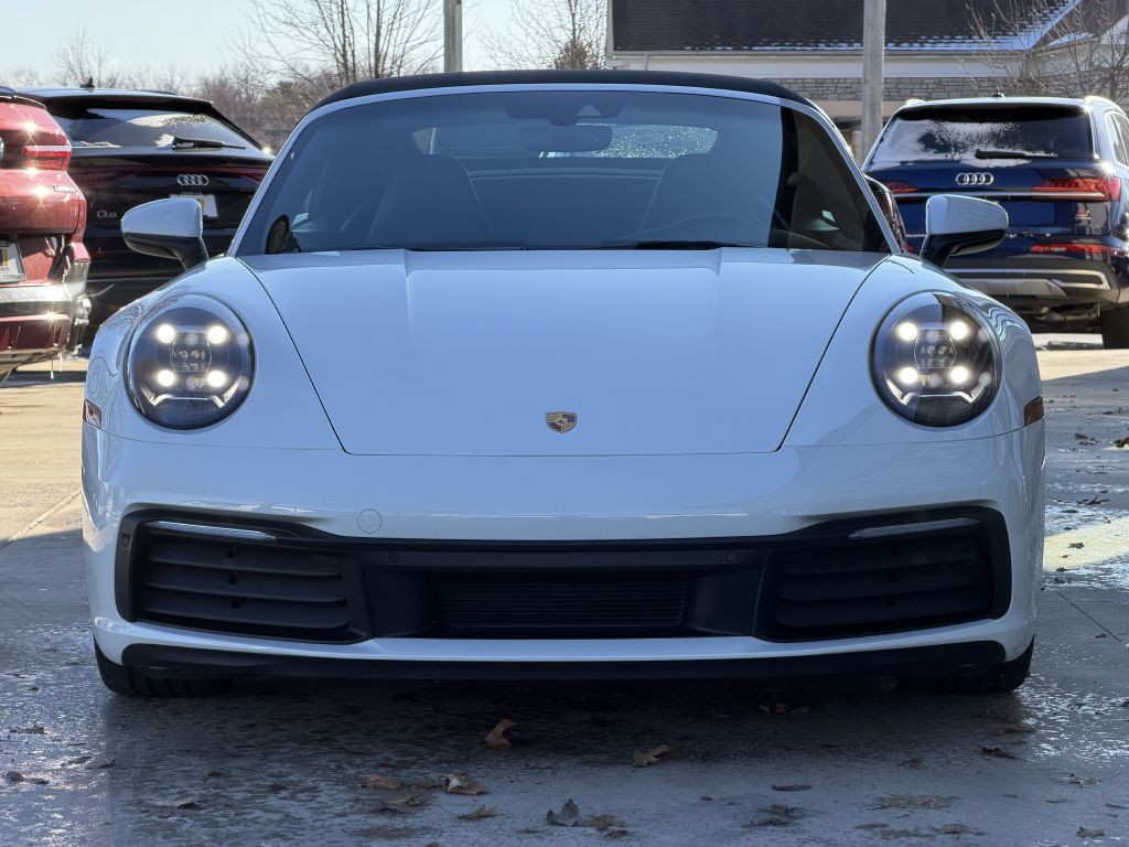 2021 Porsche 911 Image 4
