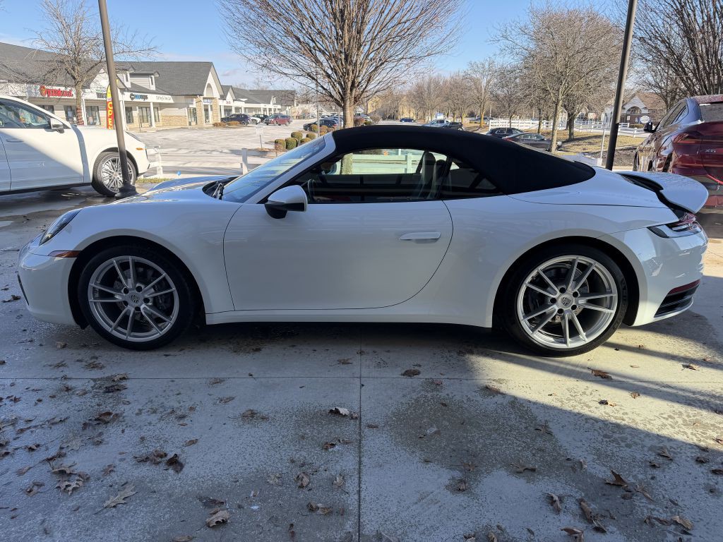 2021 Porsche 911 Image 6
