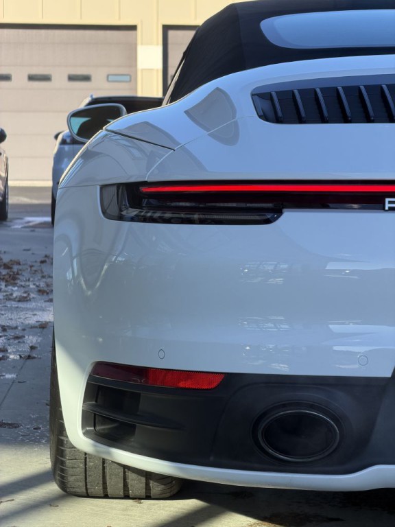 2021 Porsche 911 Image 14