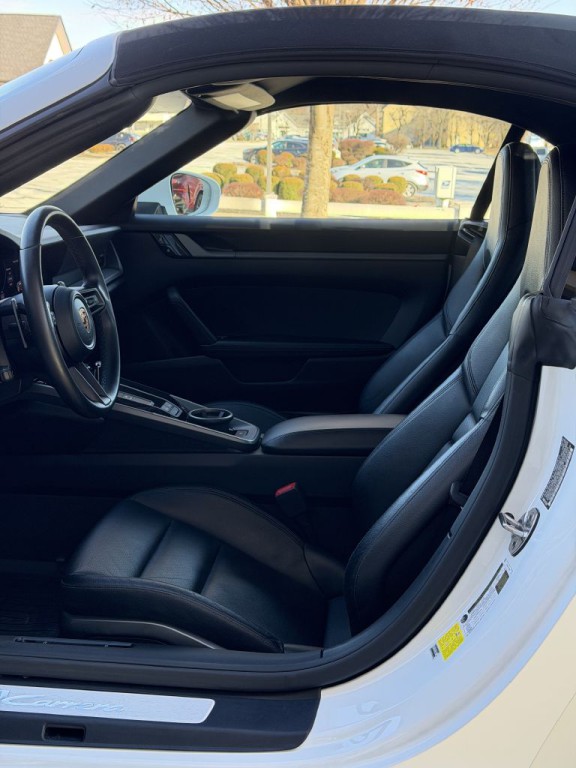 2021 Porsche 911 Image 20