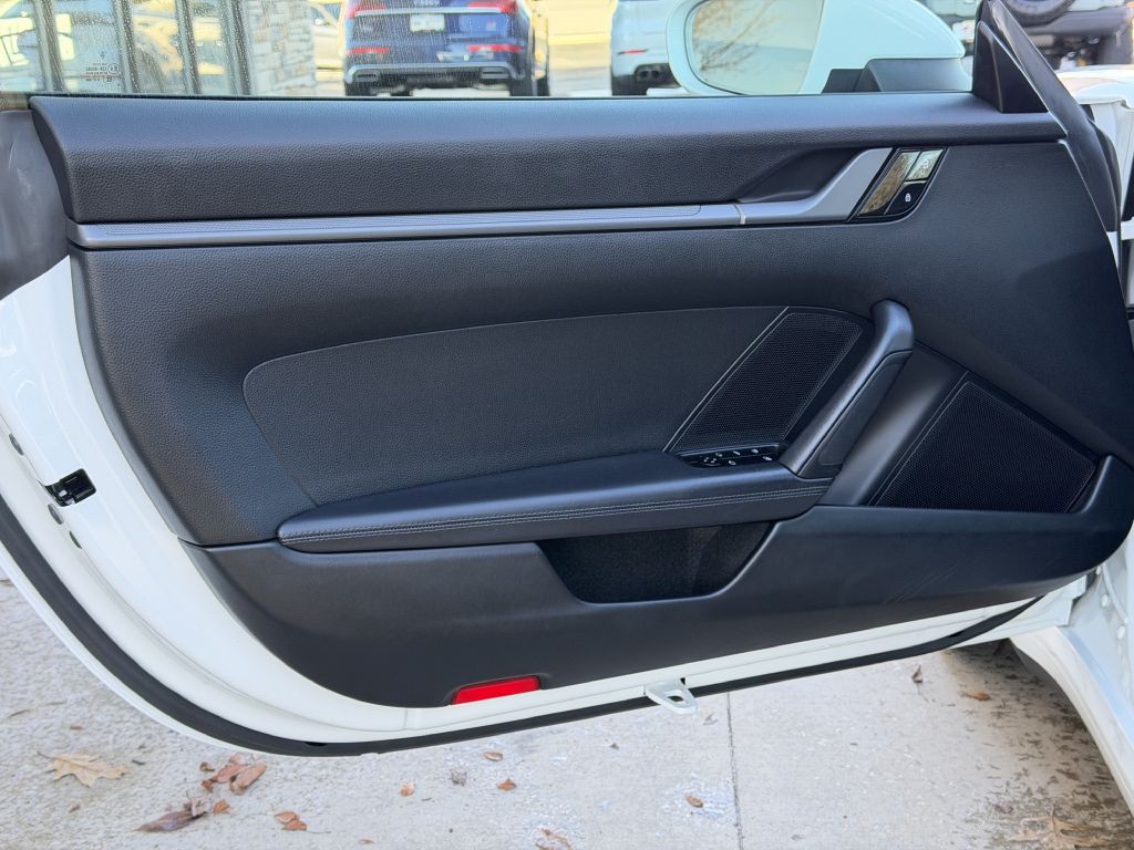 2021 Porsche 911 Image 22