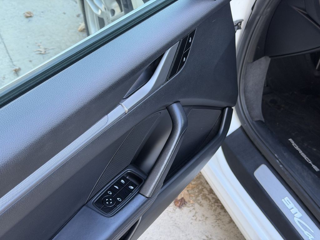 2021 Porsche 911 Image 23