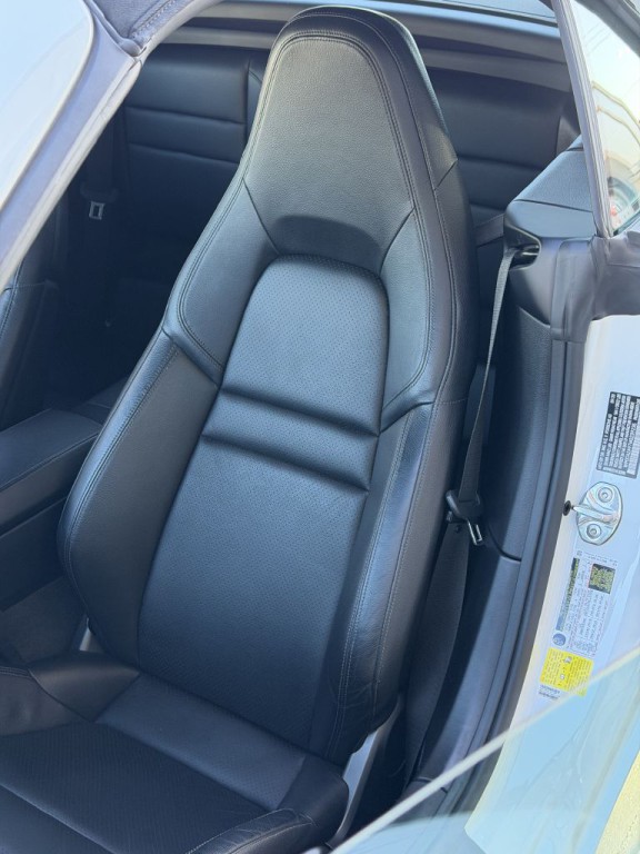 2021 Porsche 911 Image 30