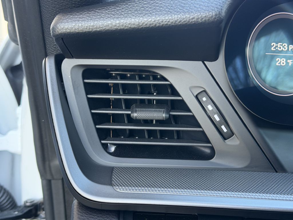 2021 Porsche 911 Image 32