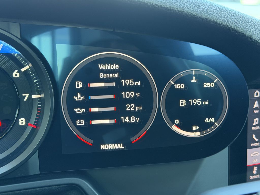 2021 Porsche 911 Image 40