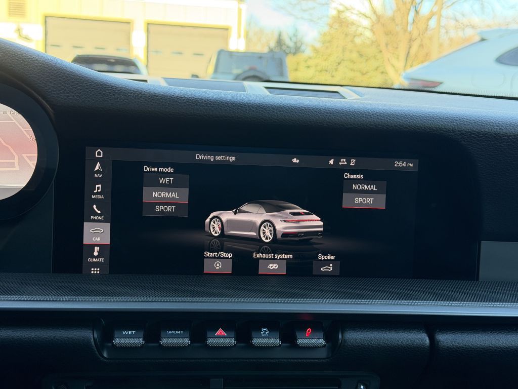 2021 Porsche 911 Image 42