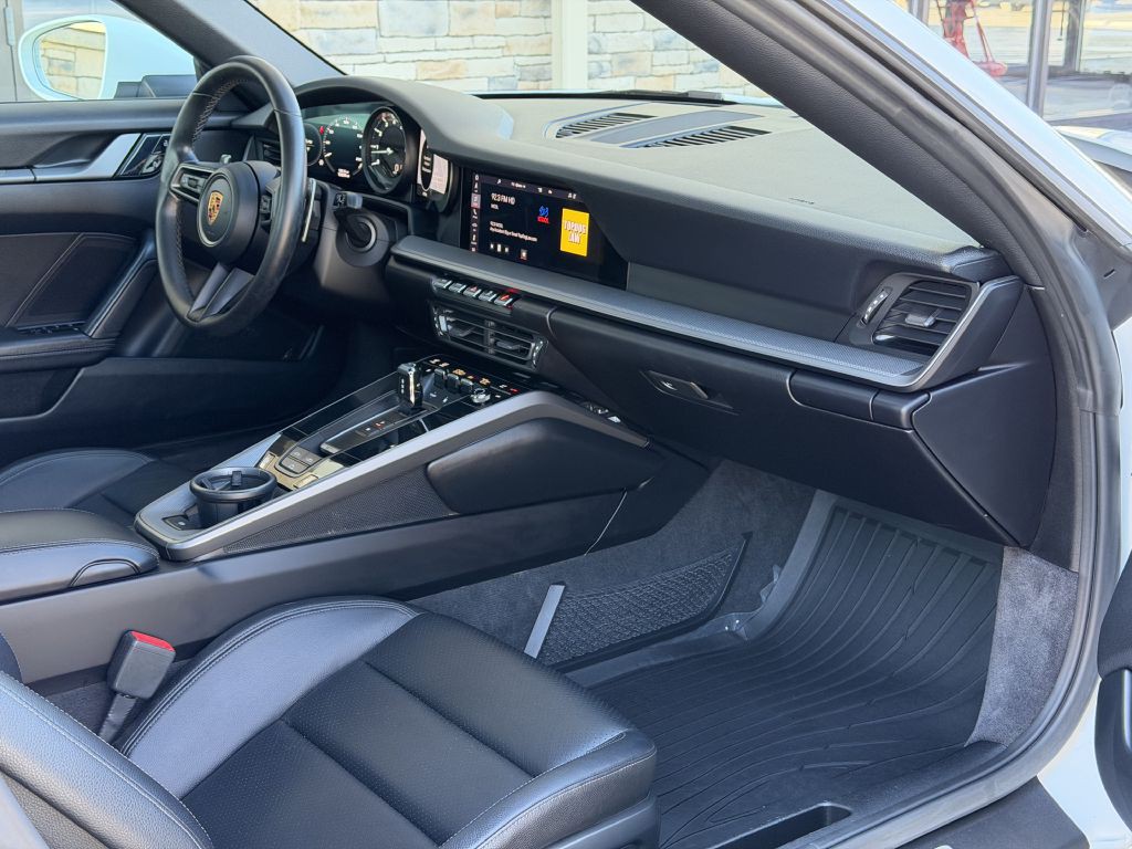 2021 Porsche 911 Image 61