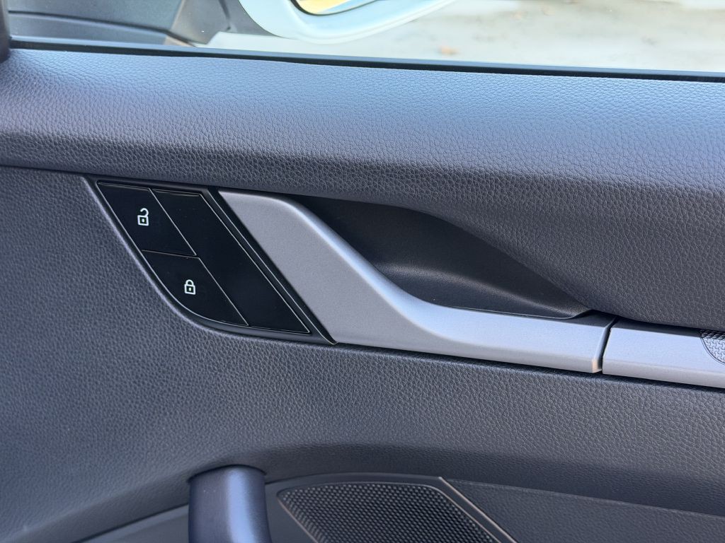 2021 Porsche 911 Image 64