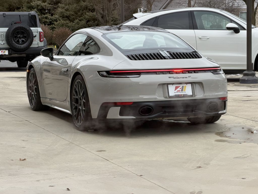 2023 Porsche 911 Image 10