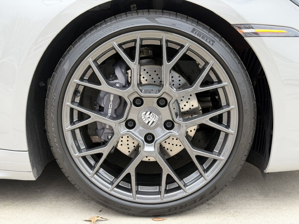 2023 Porsche 911 Image 20