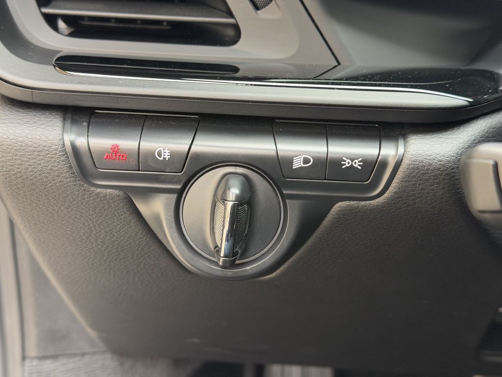 2023 Porsche 911 Image 31