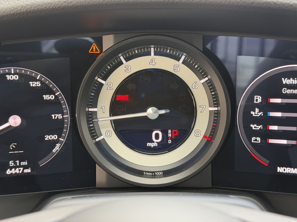 2023 Porsche 911 Image 38