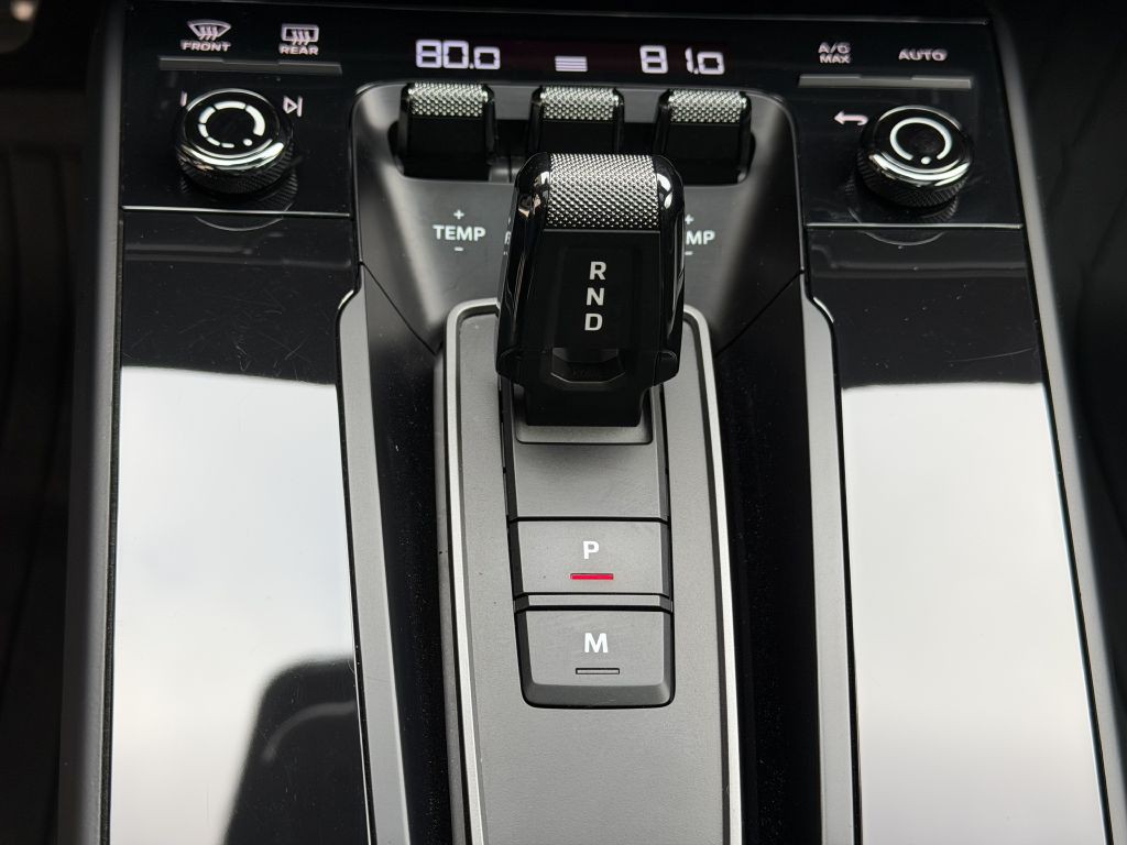 2023 Porsche 911 Image 47