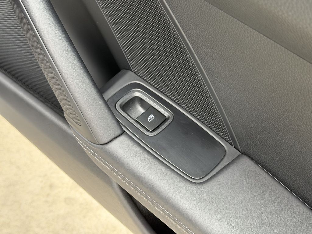 2023 Porsche 911 Image 61