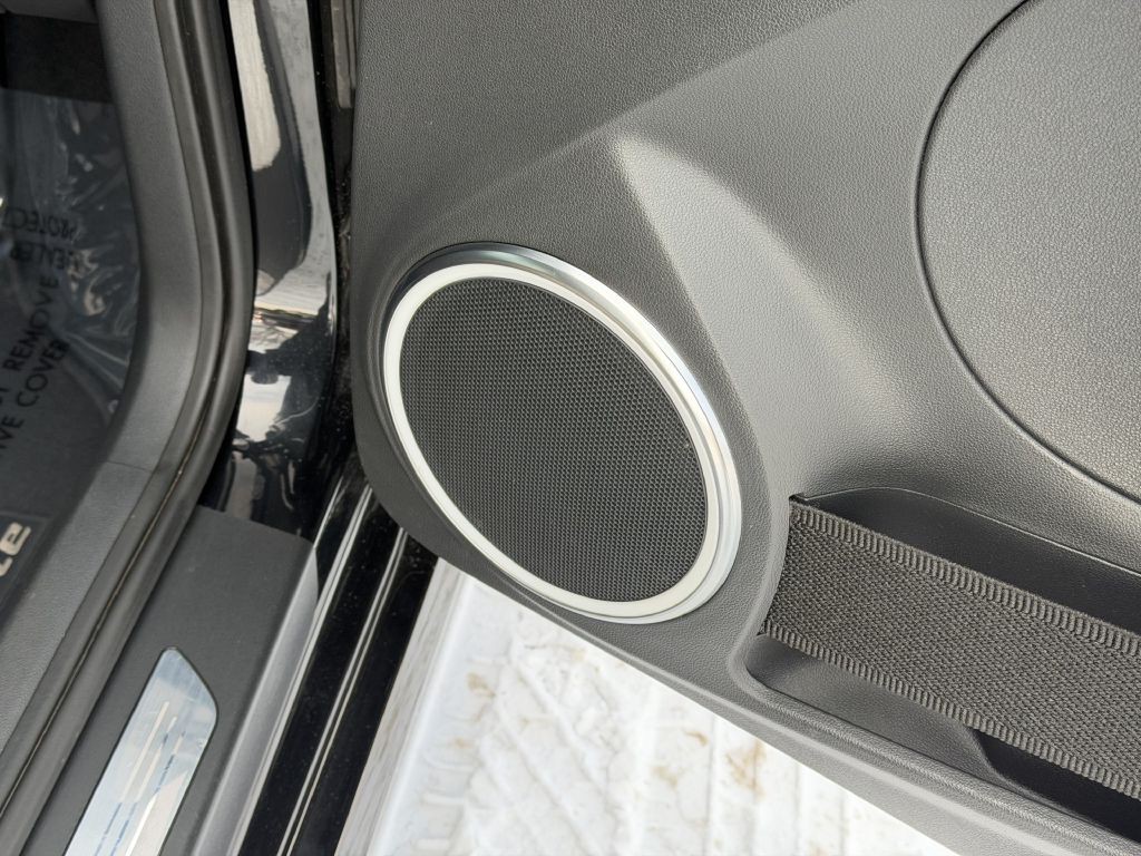 2013 Volkswagen Beetle Image 55