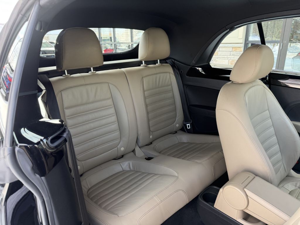 2013 Volkswagen Beetle Image 67