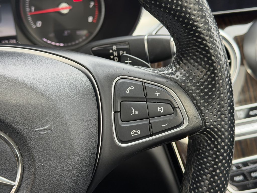 2016 Mercedes-Benz C-Class Image 29