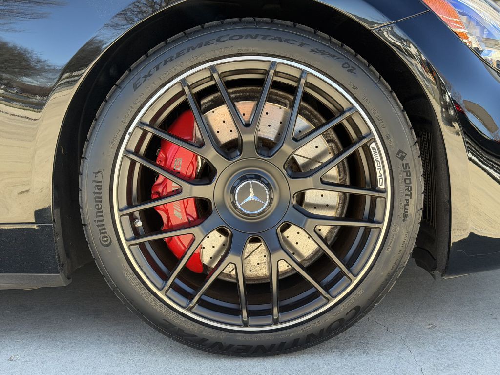 2020 Mercedes-Benz AMG GT Image 20