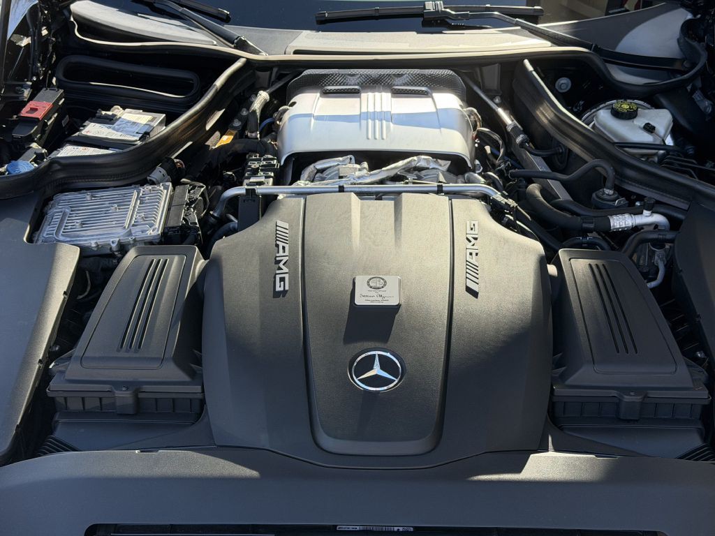 2020 Mercedes-Benz AMG GT Image 26