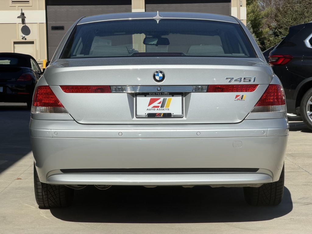 2002 BMW 7 Series Image 7