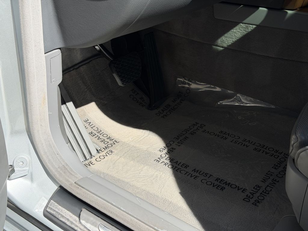 2002 BMW 7 Series Image 25