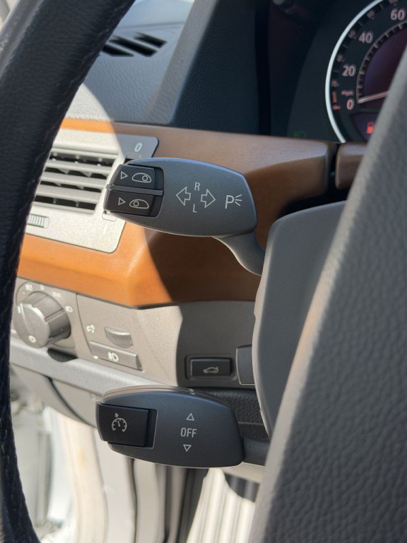 2002 BMW 7 Series Image 35