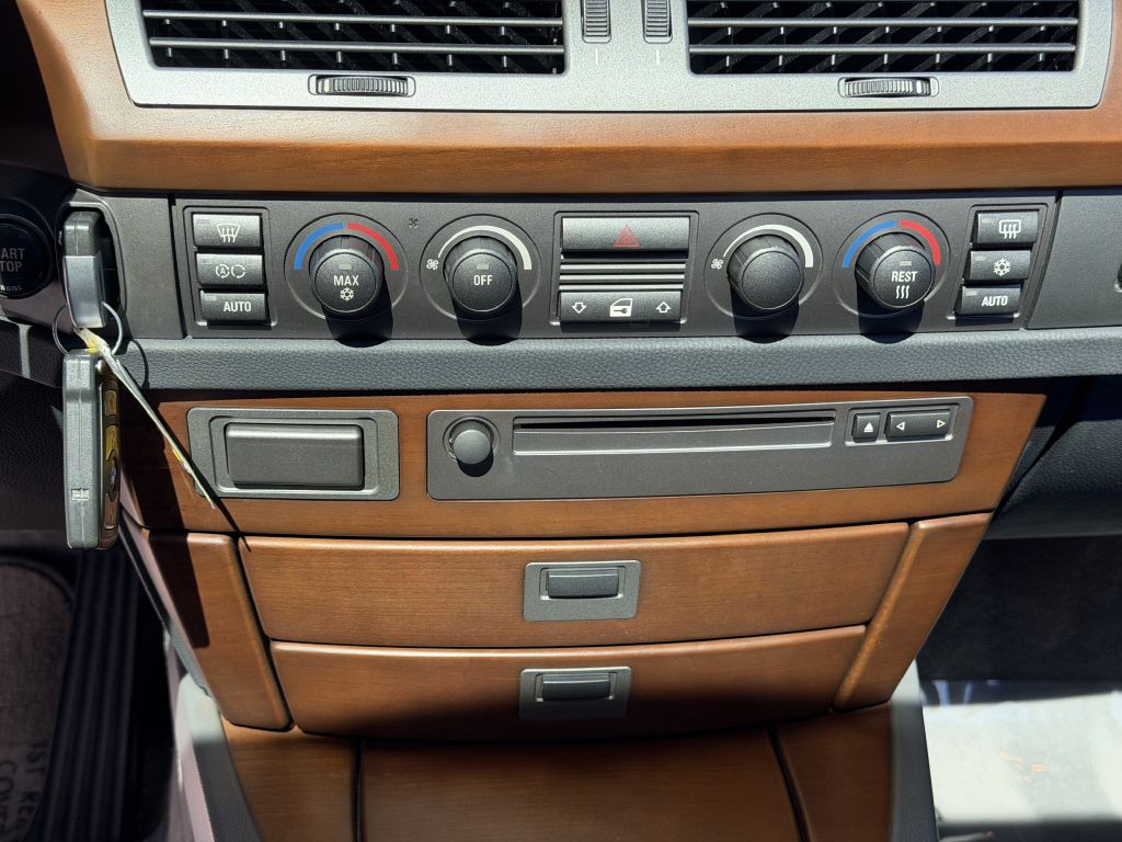 2002 BMW 7 Series Image 40