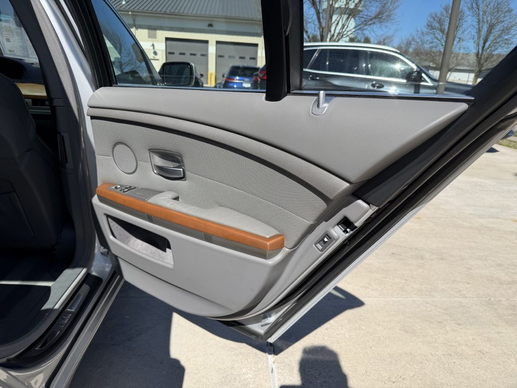 2002 BMW 7 Series Image 79