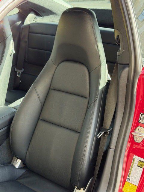 2018 Porsche 911 Image 24