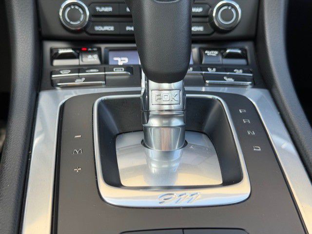 2018 Porsche 911 Image 41