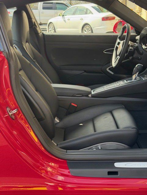 2018 Porsche 911 Image 43