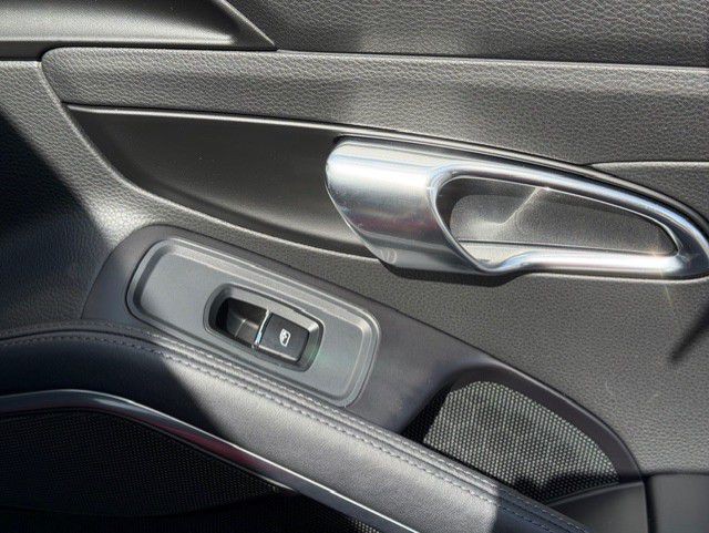 2018 Porsche 911 Image 45