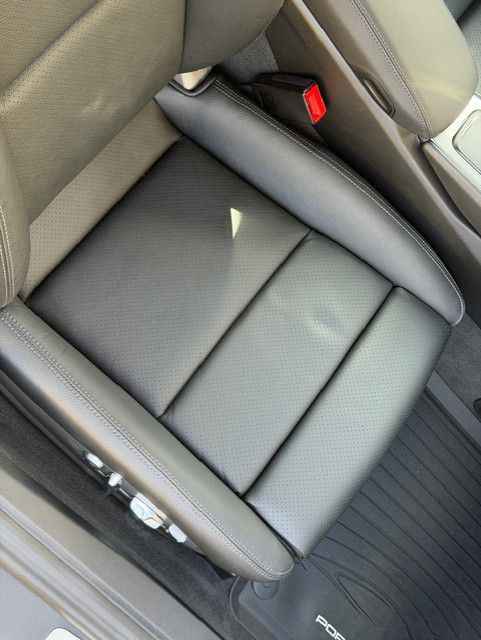 2018 Porsche 911 Image 48