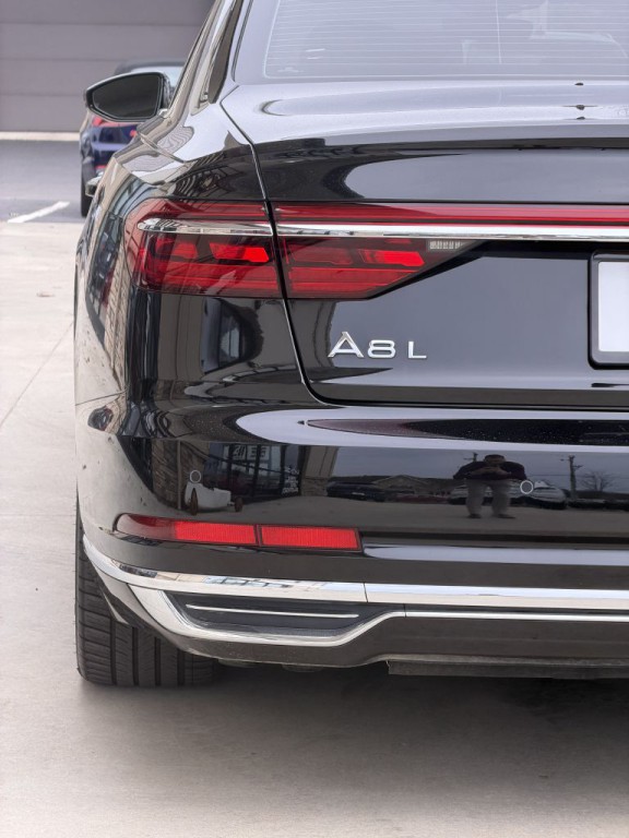 2019 Audi A8 Image 13