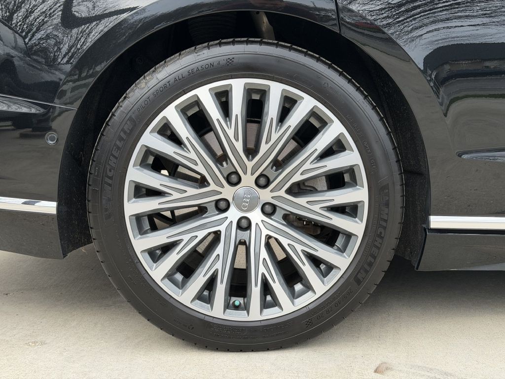 2019 Audi A8 Image 17