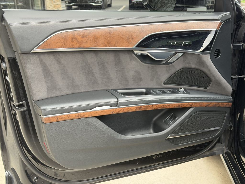 2019 Audi A8 Image 21