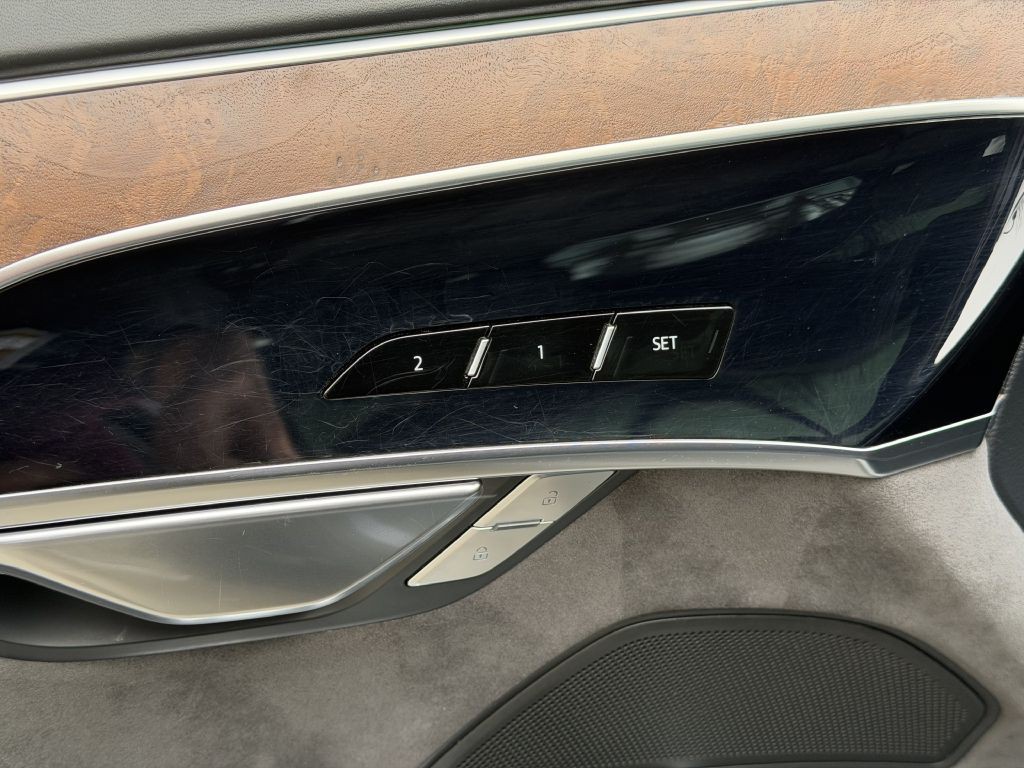 2019 Audi A8 Image 23