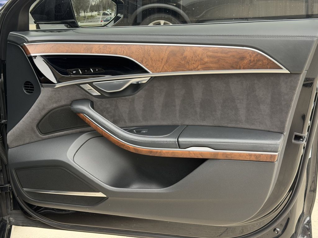 2019 Audi A8 Image 57