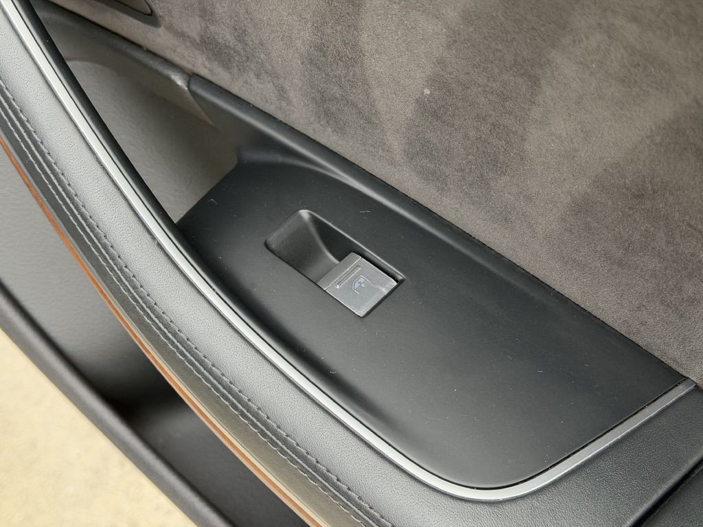 2019 Audi A8 Image 60