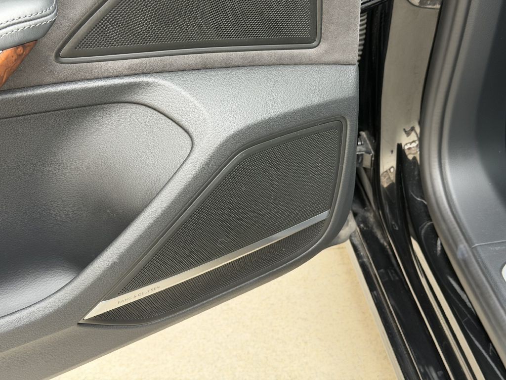 2019 Audi A8 Image 87