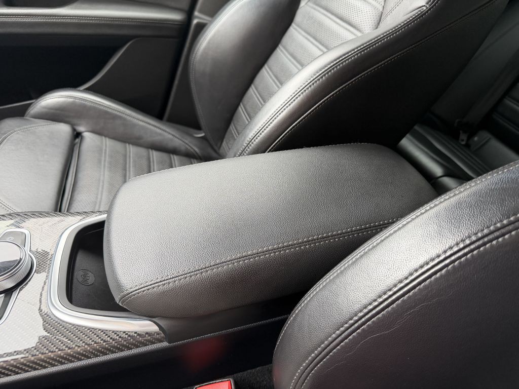 2022 Alfa Romeo Stelvio Image 48