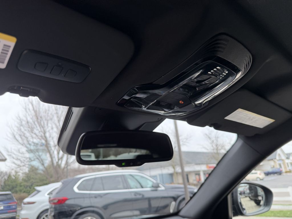 2022 Alfa Romeo Stelvio Image 50