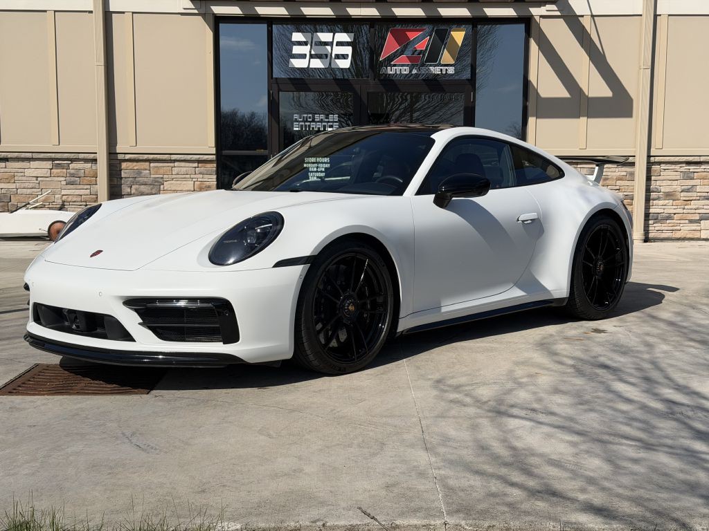 2024 Porsche 911 Image 1