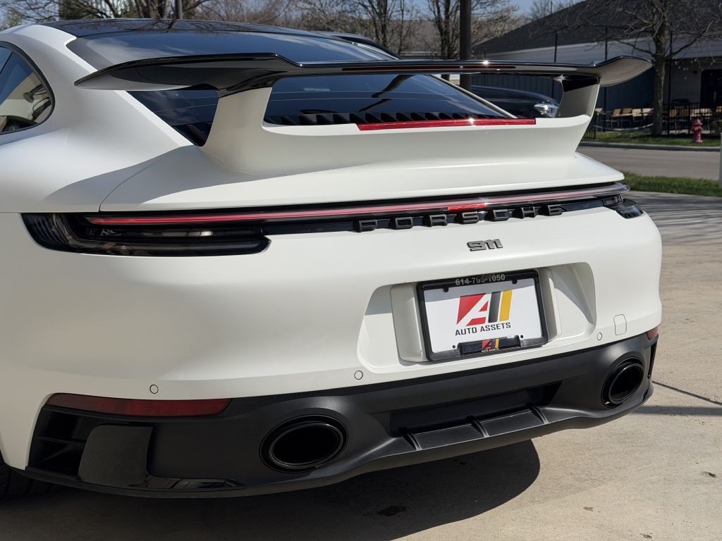 2024 Porsche 911 Image 12