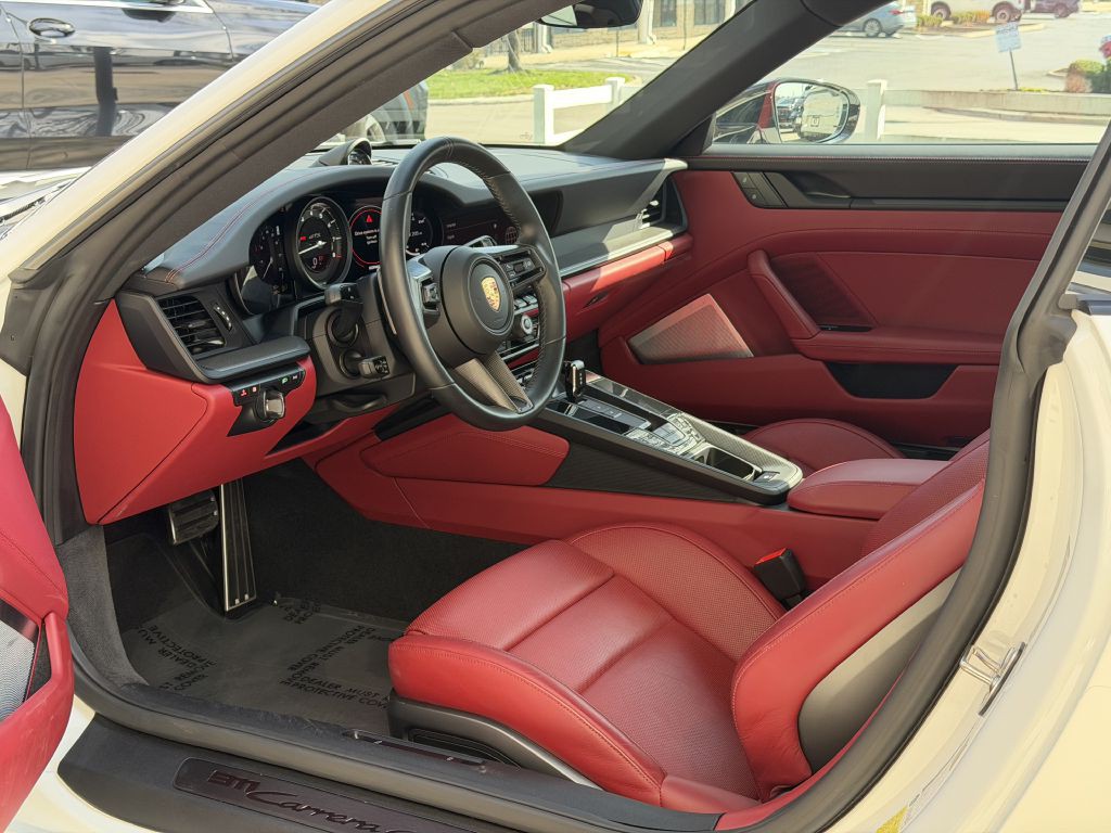 2024 Porsche 911 Image 29