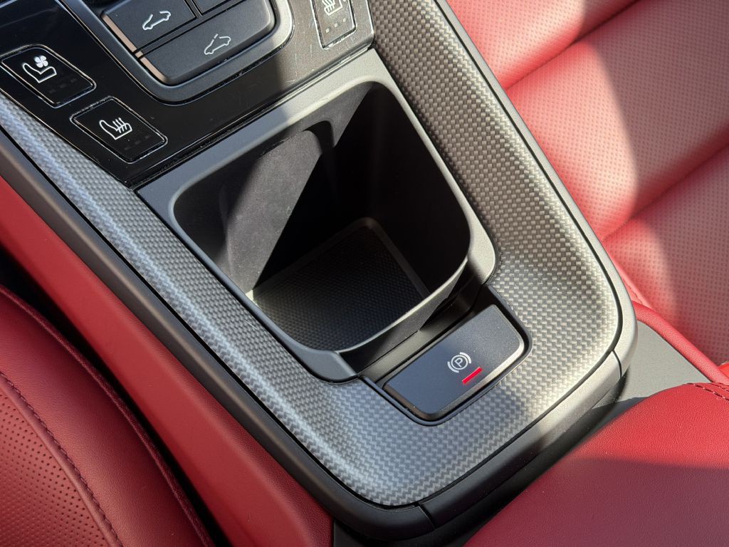 2024 Porsche 911 Image 60