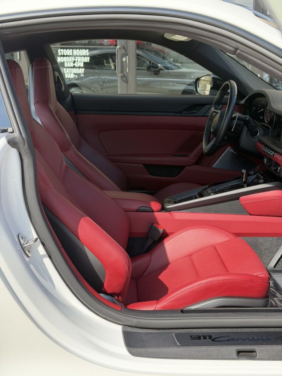 2024 Porsche 911 Image 66